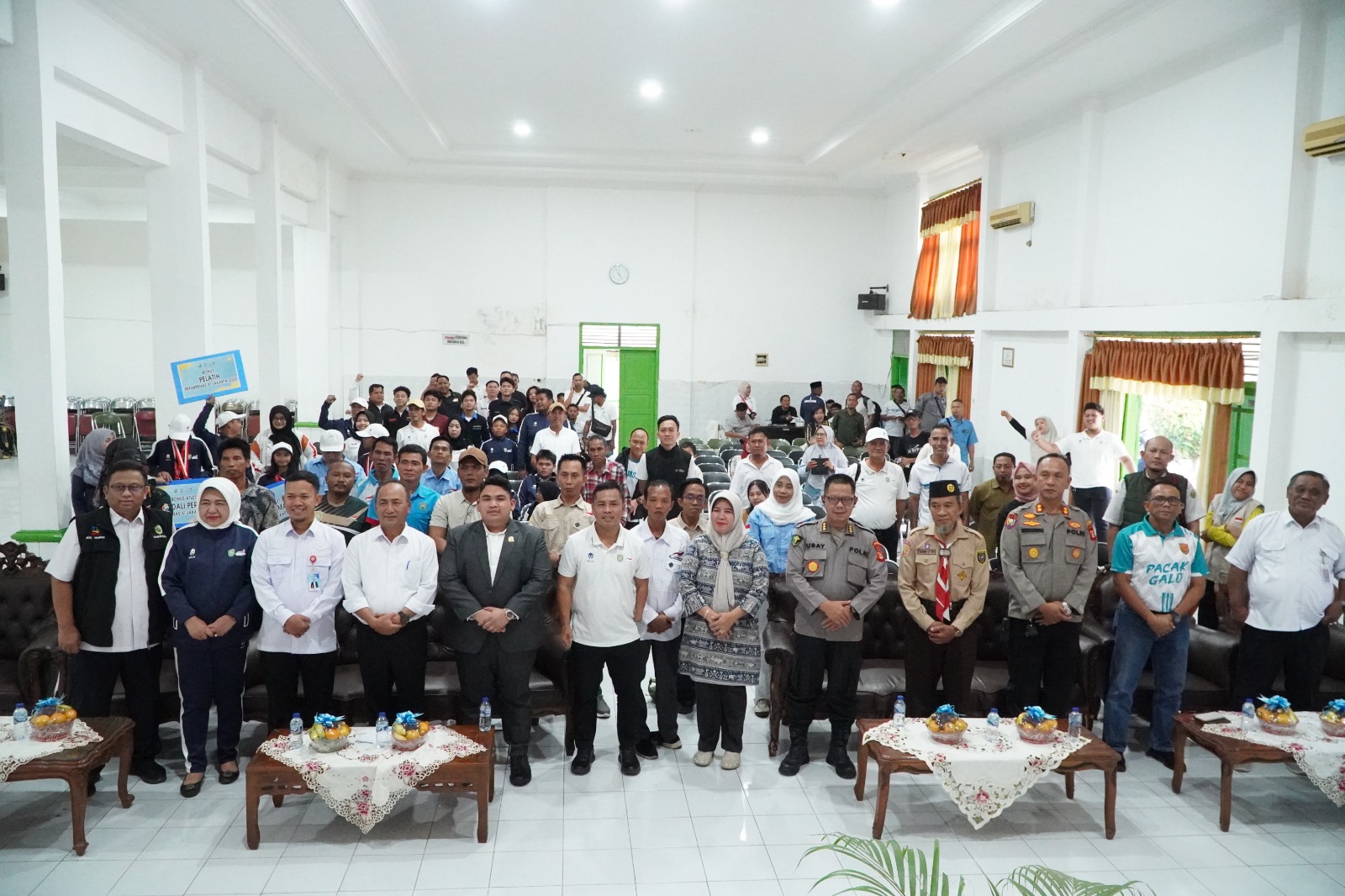 Momen Pemberian Bonus Atlet Pelajar Disabilitas Berprestasi PEPARPENAS XI 2025 JAKARTA